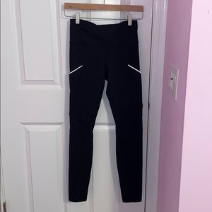 black Lululemon leggings